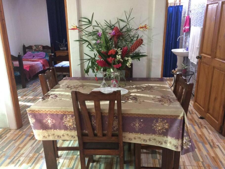 Hospedaje Valencia Osa, Cr Potrero  ภายนอก รูปภาพ